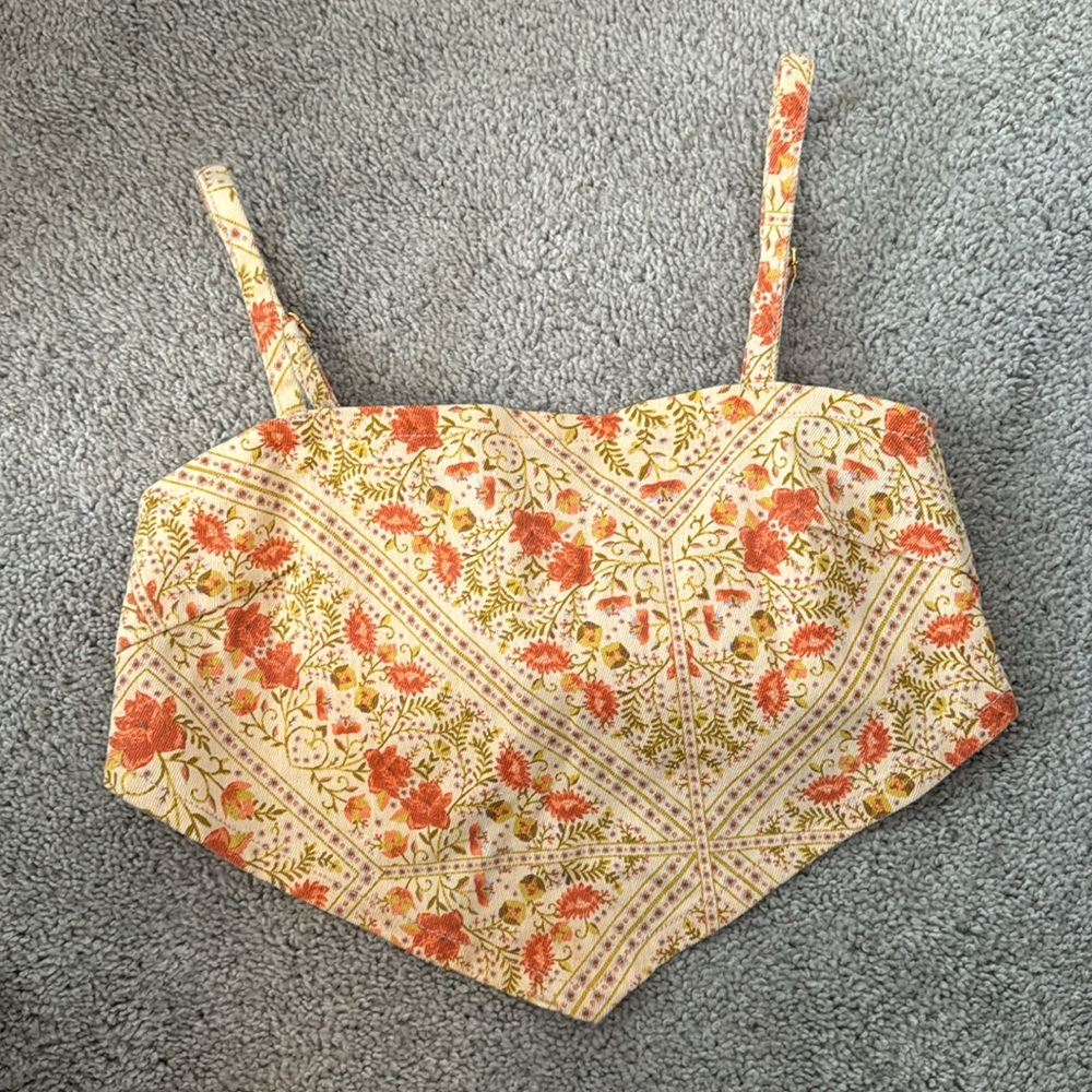 Show me your mumu Handkerchief Top in Patchwork Paisley - Picture 4 of 5